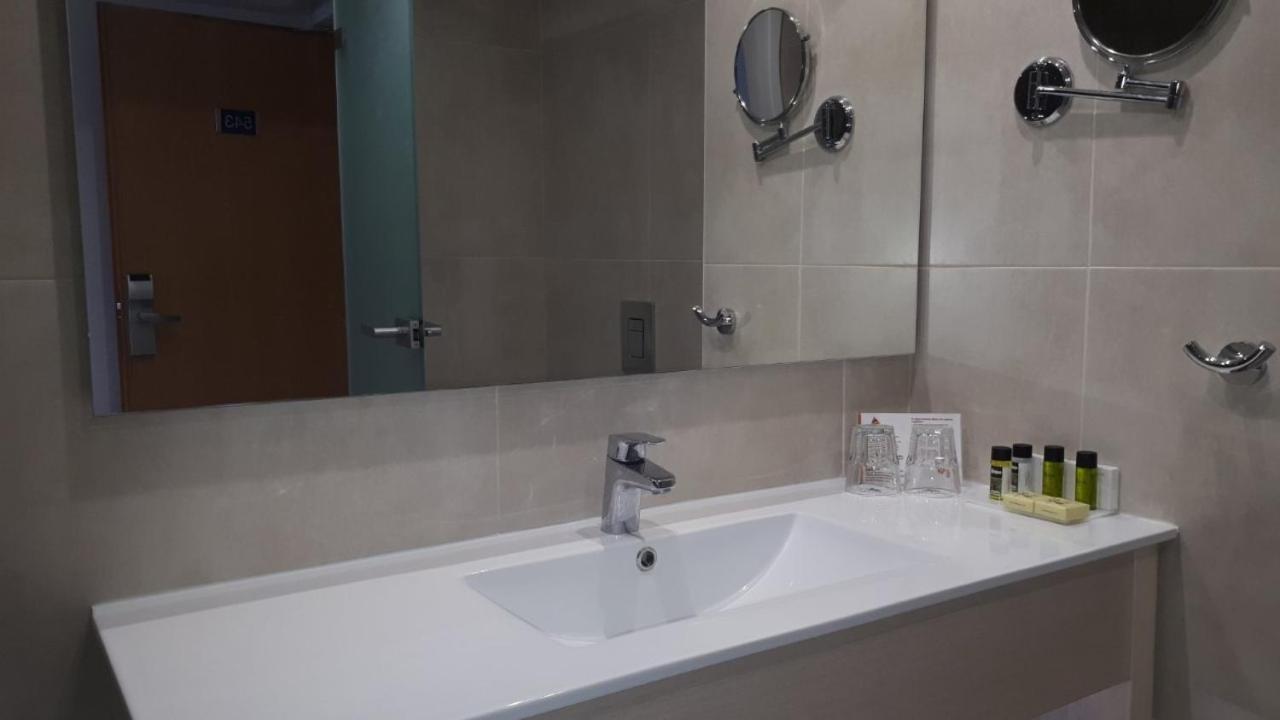 איה נאפה Karousos Beach Rooms מראה חיצוני תמונה